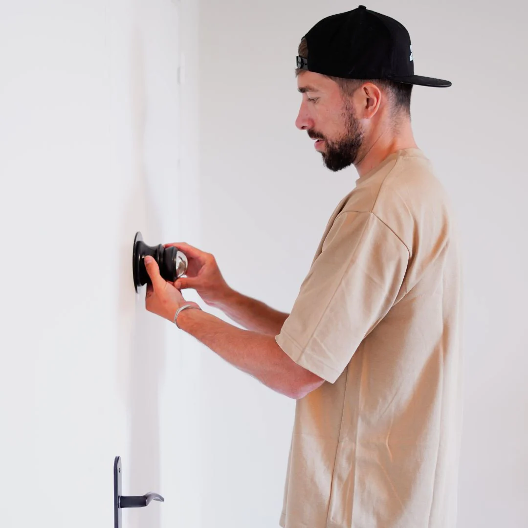 JOLT Dot Wall - Image 7